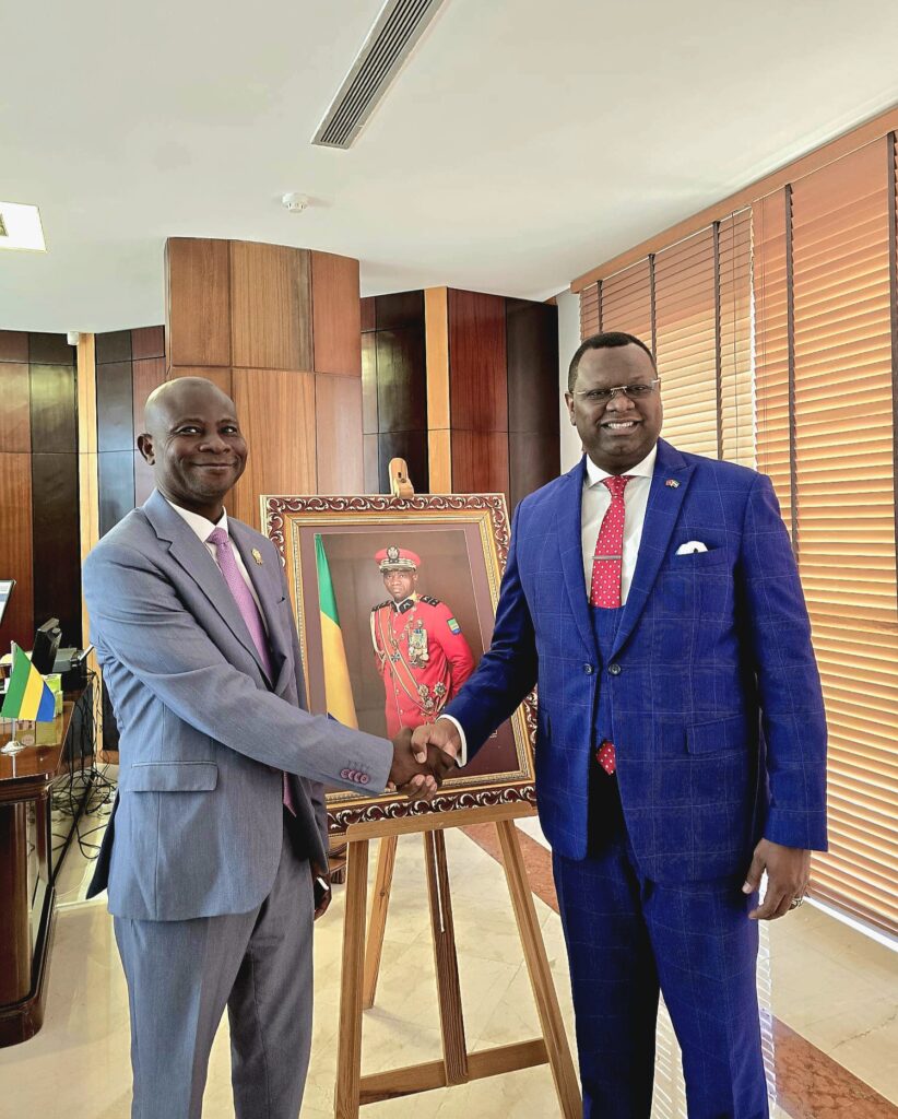 VISITE D’UNE DELEGATION DU CAFRAD A L’AMBASSADE DE LA REPUBLIQUE GABONAISE PRES LE ROYAUME DU MAROC A RABAT